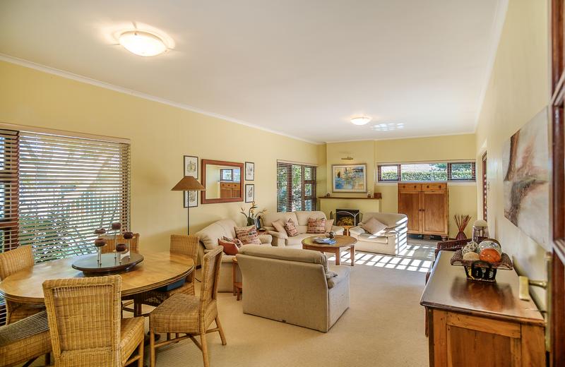 To Let 3 Bedroom Property for Rent in Bergvliet Western Cape